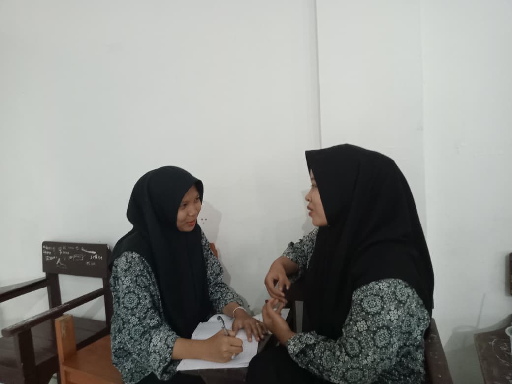 Untuk menampilkan hanya item dengan nilai count terbesar dari