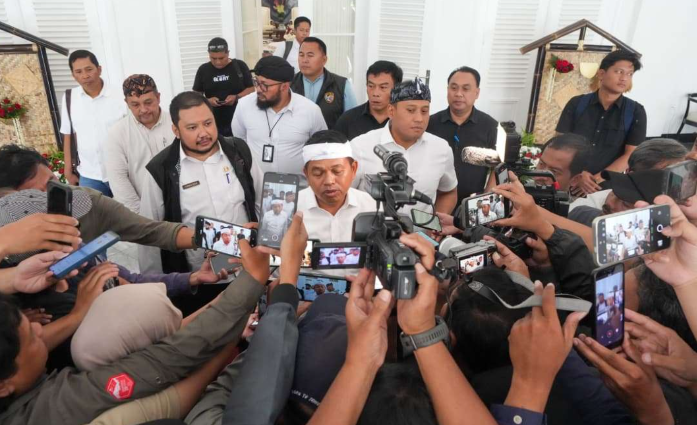 Pemdaprov Jabar Tetapkan UMK dan UMSK  Kabupaten Cirebon: Rp2.882.366